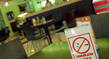 RS uvodi potpunu zabranu pušenja u zatvorenim prostorima