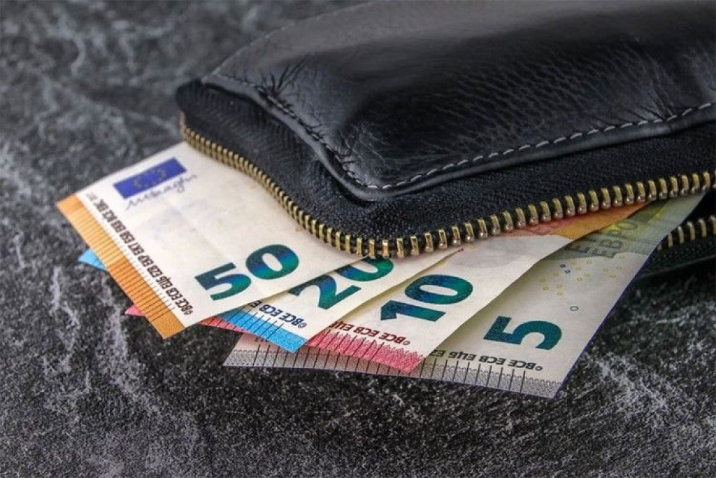 MOSTAR U "Dalekoj" mu ukrali novčanik, policija ih brzo uhvatila