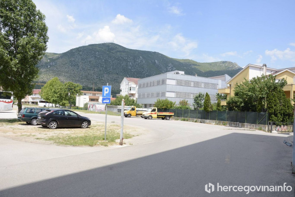 VRZINO MOSTARSKO KOLO I stanari Vukovarske podnijeli kaznenu prijavu, ista meta - Grad
