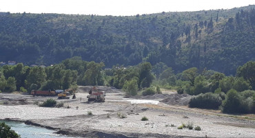 PRIZNALI DA SU U PREKRŠAJU Inspektori zaustavili eksploataciju šljunka u Čapljini