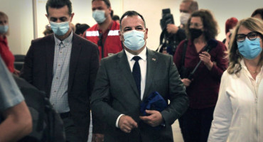 Vili Beroš napustio kafić jer konobarica nije nosila masku