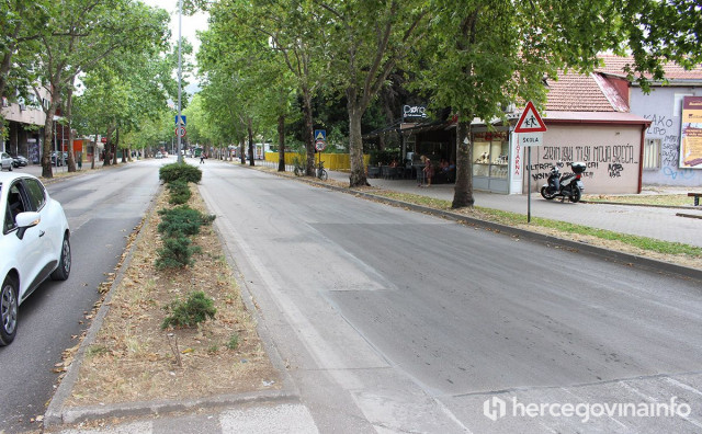Avenija deseta osnovna skola