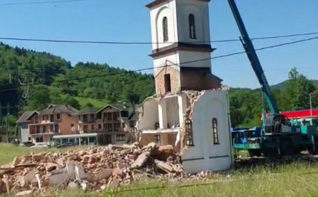 KONJEVIĆ POLJE Srušena crkva u dvorištu Fate Orlović