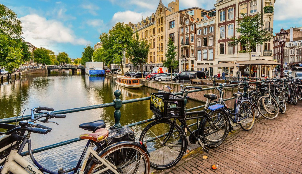 Povratne karte iz Splita za Amsterdam od 61 euro