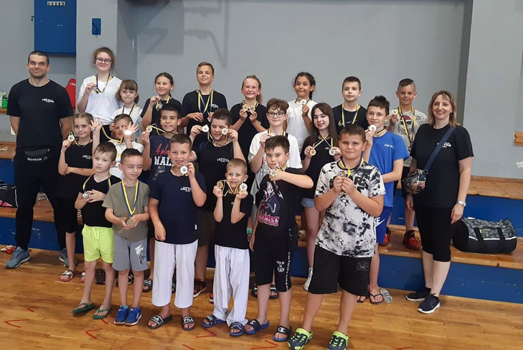 CRO STAR Iz Mostara otišli u Posušje i 'uzeli' 39 medalja