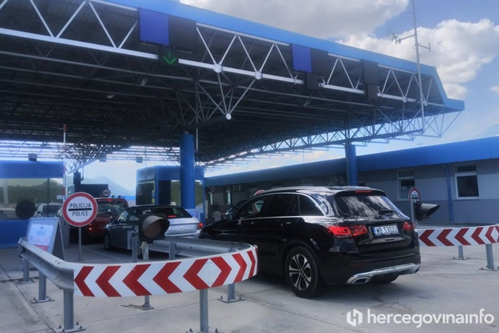 OSTAO ŠOKIRAN Kažnjen na hrvatskoj granici jer je popravio auto u BiH
