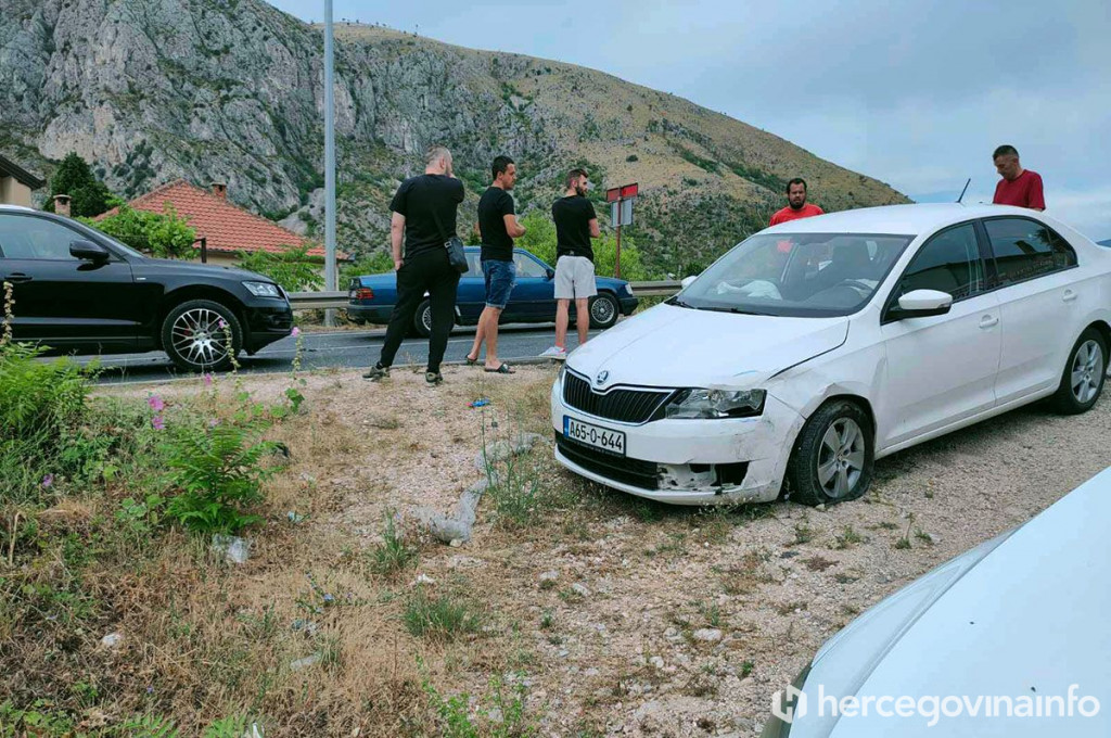 MOSTAR Dva sudara na magistrali stvorila velike gužve, jedna osoba ozlijeđena