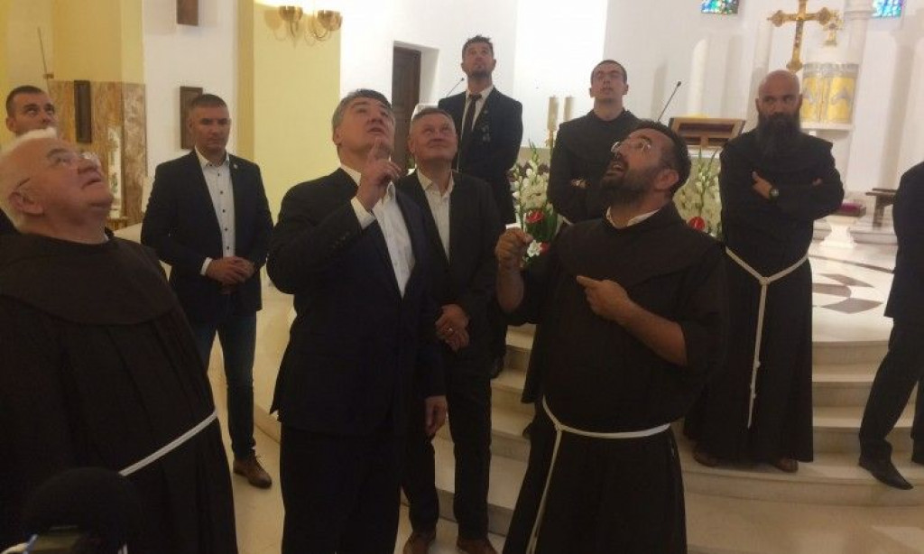 MILANOVIĆ U TOMISLAVGRADU "Ovdje se osjećam ugodno, ovdje je okrunjen kralj Tomislav"