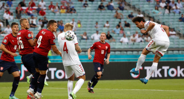 DANSKA U POLUFINALU Delaney i Dolberg poslali Češku kući