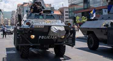 FUP defile ulicama Sarajeva