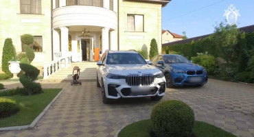 Luksuz korumiranih ruskih policajaca