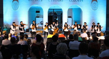 PRED MOSTARSKOM PUBLIKOM Ansambl 'Lado' predstavio sve što ima novoga