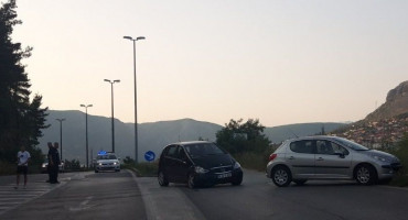 MOSTAR Lakša prometna nezgoda na južnom izlazu iz grada