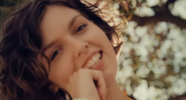 Mlada mostarska kantautorica Pava objavila svoj prvi singl