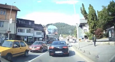 Divljanje službenim automobilom u Konjicu