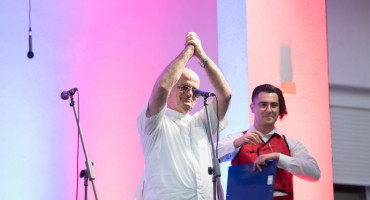 ILINDAN U STOCU I SVEČAN I EMOTIVAN Folkloraši kroz suze ispratili dumu, don Rajko odlazi nakon 22 godine
