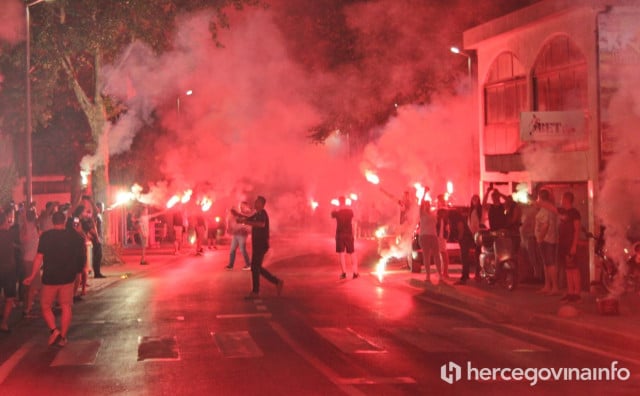 Navijači Hajduka "zapalili" Čitluk