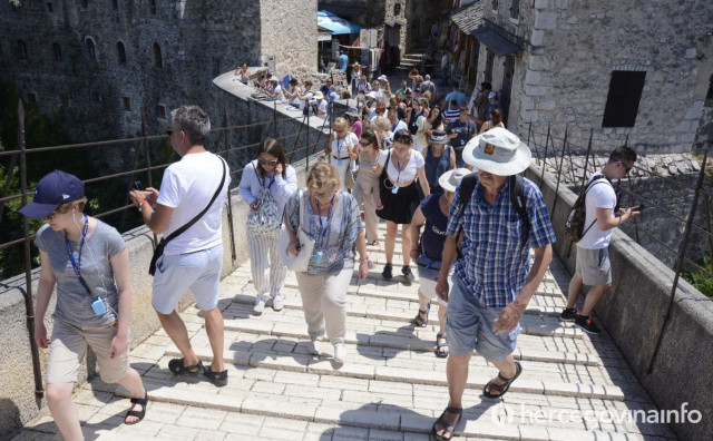 NE SAMO VIKENDOM U Mostaru povećan broj turista i radnim danima