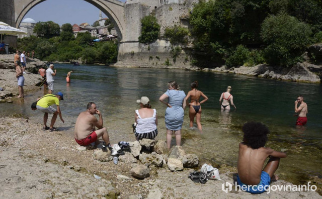 BLAGE PROMJENE Najviša temperatura ide 'samo' do 36, poslijepodne mogući pljuskovi