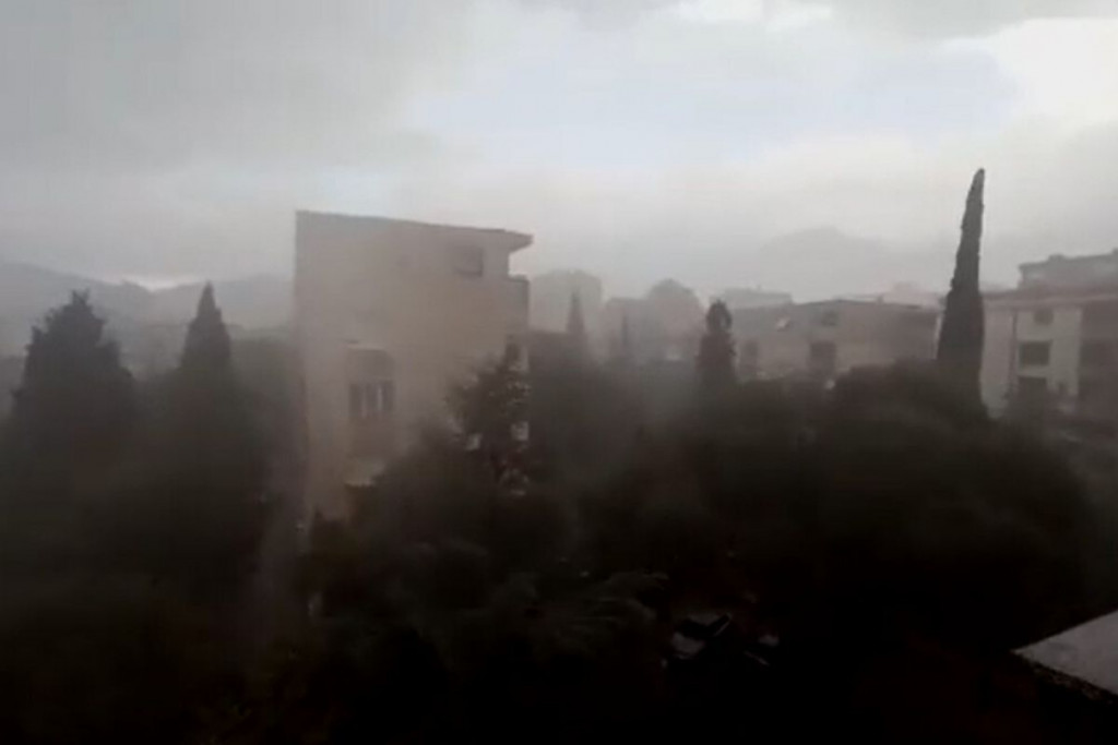 Nakon dužeg vremena obilan pljusak u Mostaru