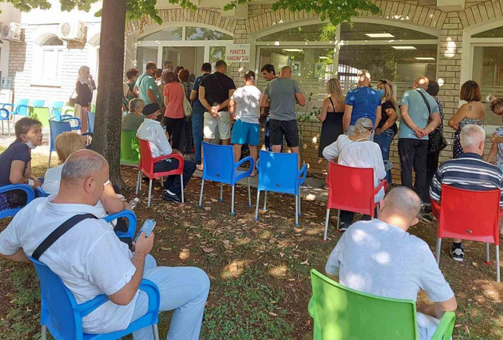 MOSTAR Veliki broj zainteresiranih za cijepljenje kineskim cjepivom