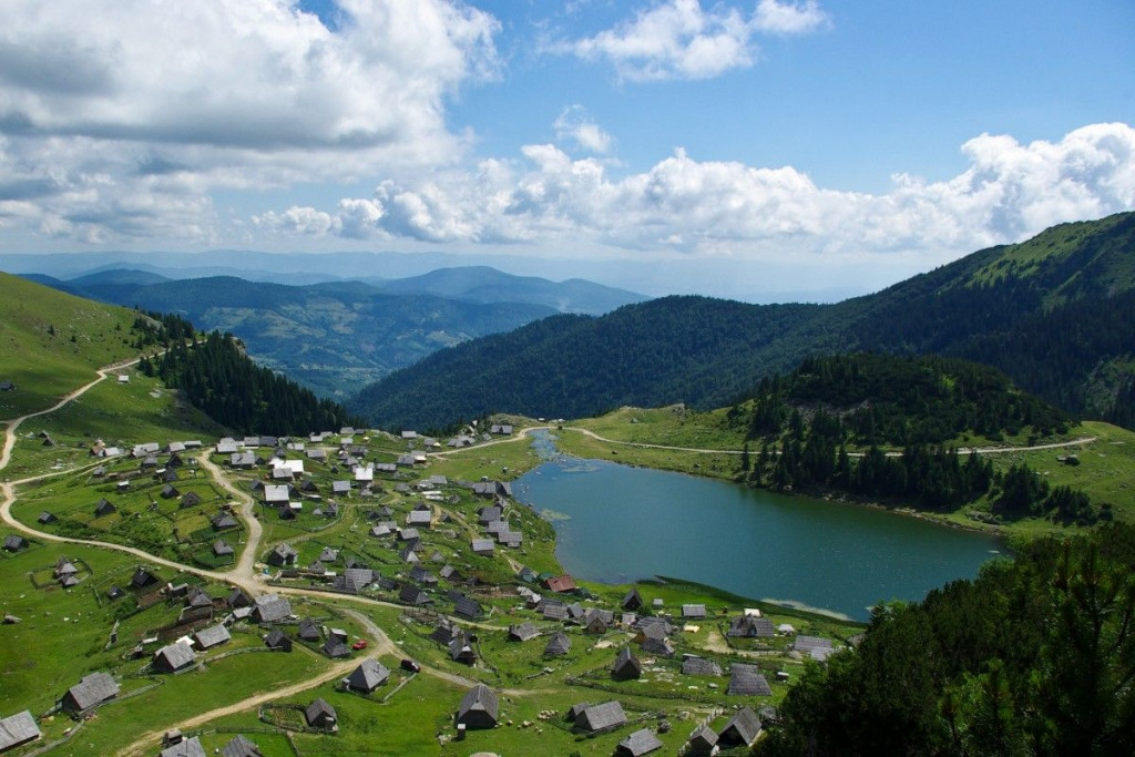 NOVA TRAGEDIJA U BIH Petnaestogodišnjak se utopio u Prokoškom jezeru