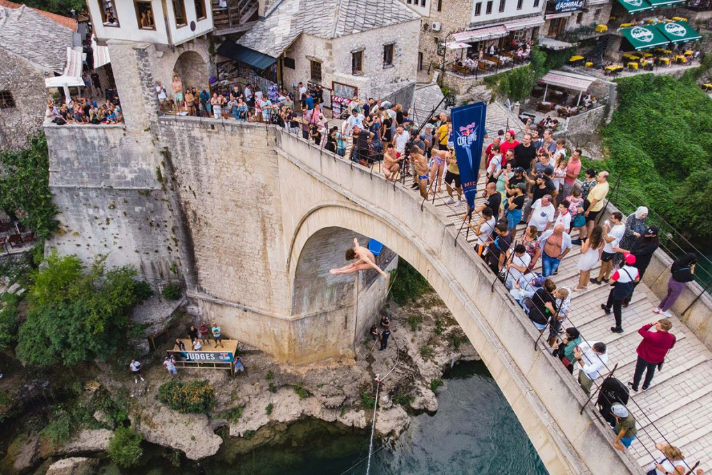 Red Bull natjecatelji očistili okoliš, a stigao je i miljenik mostarske publike