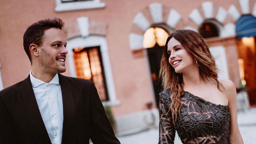 RAZVELI SE I SLUŽBENO Severina je single
