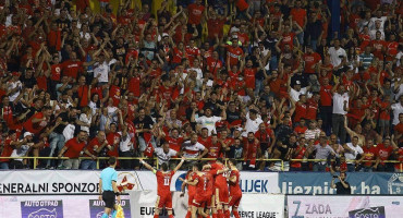 Velež - AEK