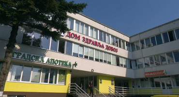 POLICIJA ISTRAŽUJE SLUČAJ Građani u Doboju primili pogrešno cjepivo