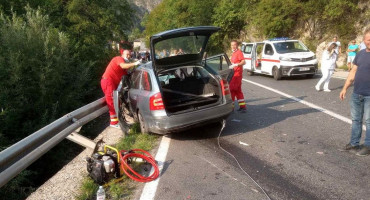 U MOSTARSKOJ BOLNICI Muškarac iz nesreće kod Konjica zadobio ozljede opasne po život