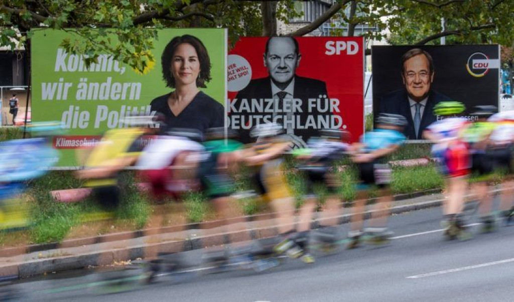 OTVORENA BIRALIŠTA Tko će naslijediti Angelu Merkel?
