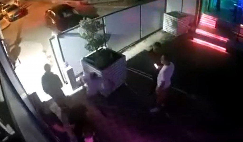 Automobilom se namjerno zabio u noćni klub u Ljubuškom
