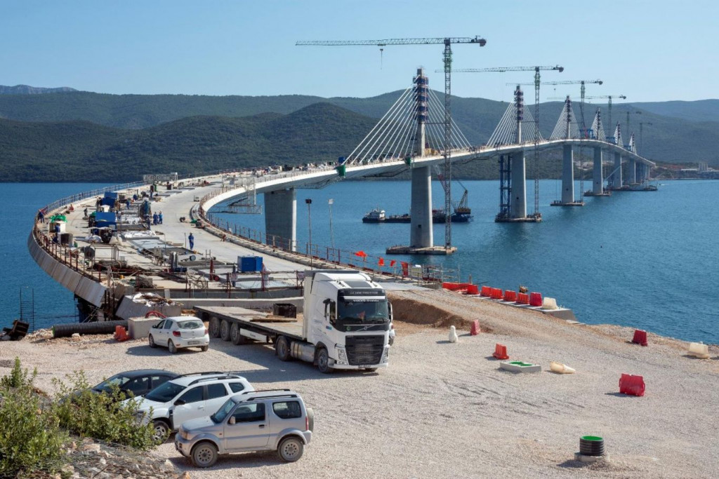 NA GRADILIŠTU 1277 RADNIKA Pelješki most i pristupne ceste rade se punom parom