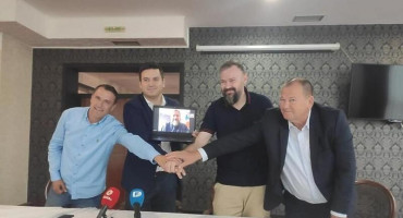 OPET ČESTITKA Velež i Sloboda novčano kažnjeni zbog borbe za reformu bh. nogometa