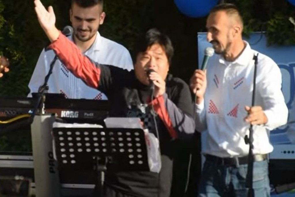Najpoznatiji Kinez i hrvatski domoljub u Širokom Brijegu otpjevao “Probudi se Hrvatski narode”