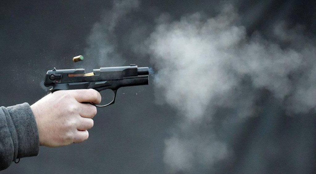BIH Napao ženu i njenog brata, a onda je zapucao i na policiju