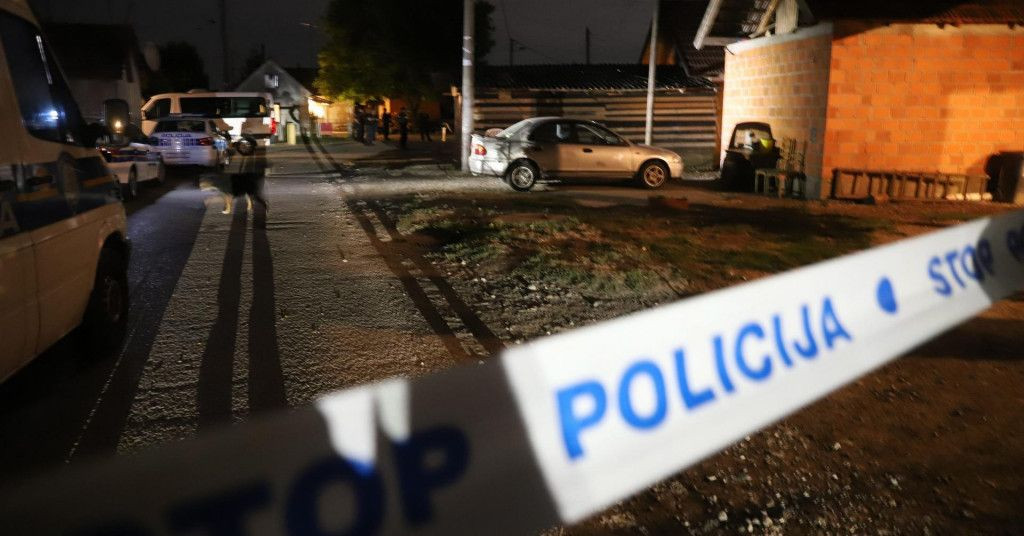 NAĐENA HRPA ORUŽJA Racija u najopasnijem naselju u Hrvatskoj