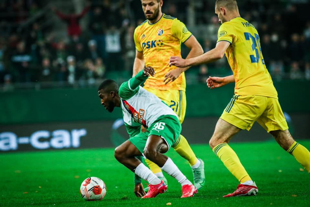 DINAMO ZAKOMPLICIRAO SITUACIJU Rapid slavio protiv 'Modrih'