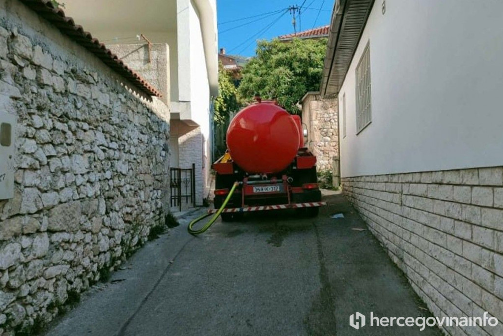 MOSTAR Planula obiteljska kuća