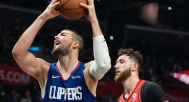 SUSRET ZEMLJAKA Zubac u potpunosti nadigrao Nurkića u pobjedi svoje momčadi