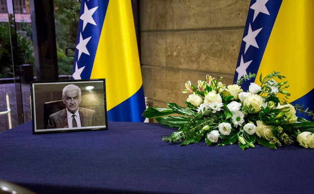 Pokop ministra Mandića u subotu na Buni, u Sarajevu otvorena knjiga žalosti