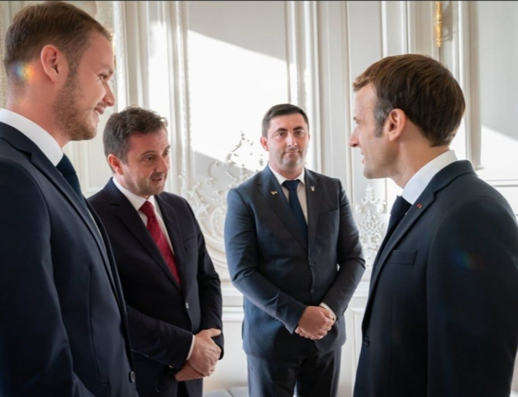 SASTALI SE S MACRONOM Kordić, Stanivuković i Karić u Parizu