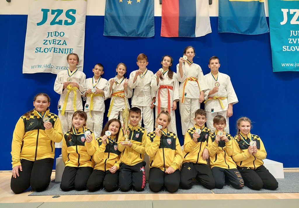 DVA NATJECANJA Borsini natjecatelji se u Mostar vratili s pregršt medalja