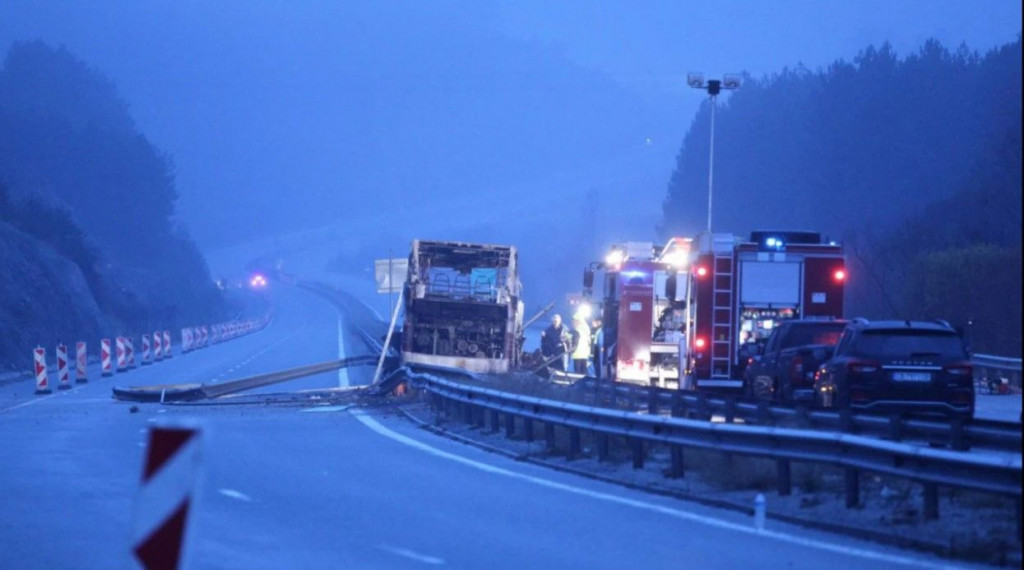 ZAPADNA BUGARSKA Zapalio se autobus na autocesti, poginulo preko 40 Makedonaca