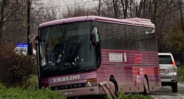 KOSOVO Uhićeni napadači na autobus u kojem je ubijeno dvoje učenika i vozač