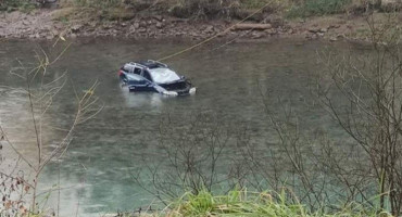 Automobil u Drini