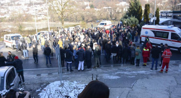 KAOS U KONJICU Liječnici i medicinsko osoblje liječe druge, a sami nemaju zdravstveno osiguranje. Plaću nisu dobili mjesecima...