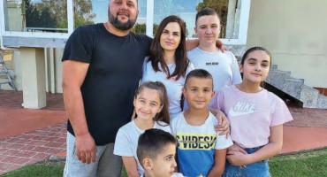 NOVI TRENDOVI Dvije mlade obitelji od 7 i 8 članova iz BiH Australiju mijenjaju Hrvatskom