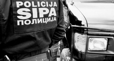 SIPA pretresa kuću direktora Bosnalijeka, uhićen i profesor s ekonomskog fakulteta u akciji u kojoj sudjeluje i MUP HNŽ